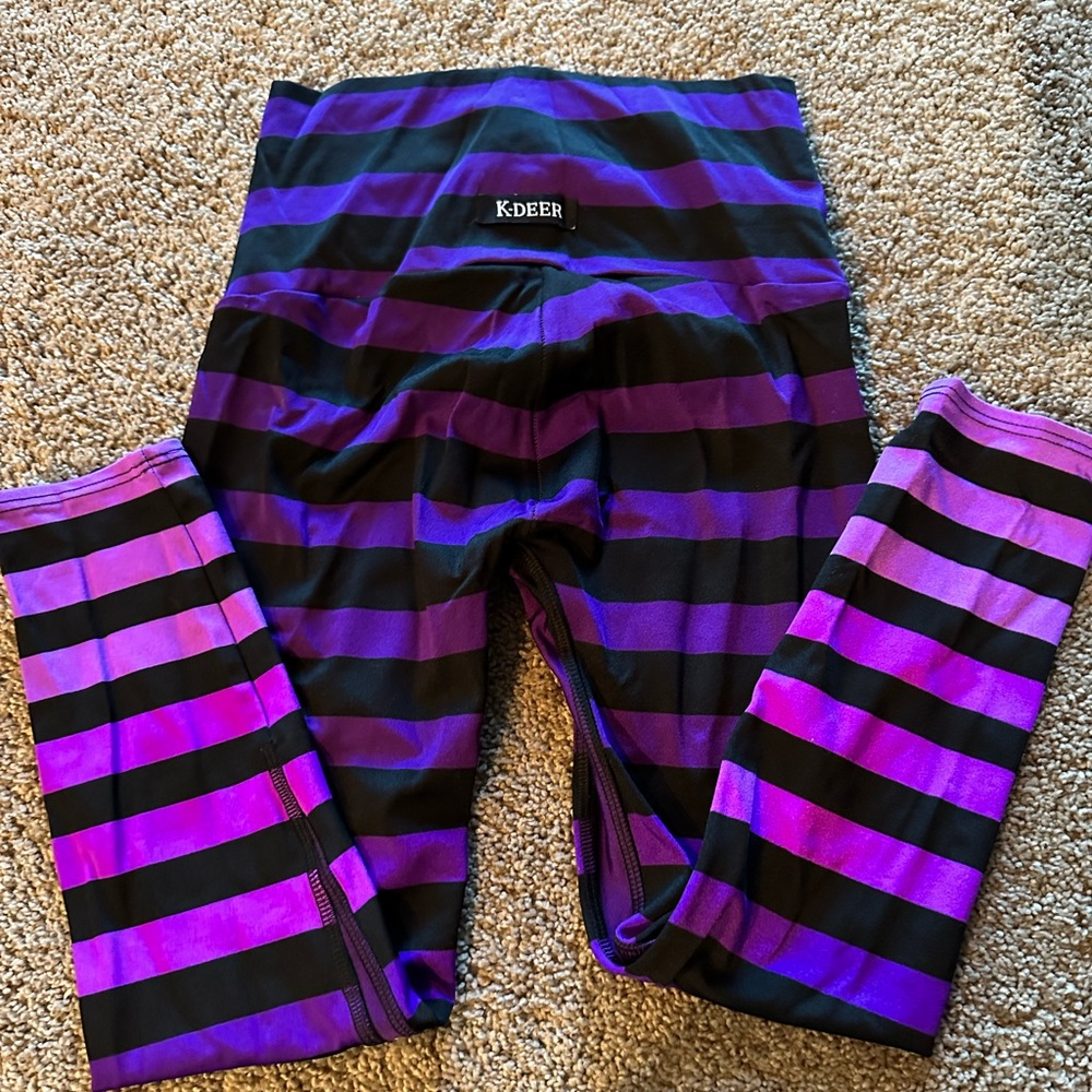 K-Deer Stripes 7/8 Leggings Size S